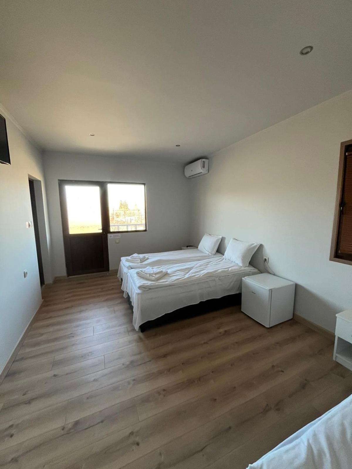 ספרבה בניה Villa Medi Boutique מראה חיצוני תמונה